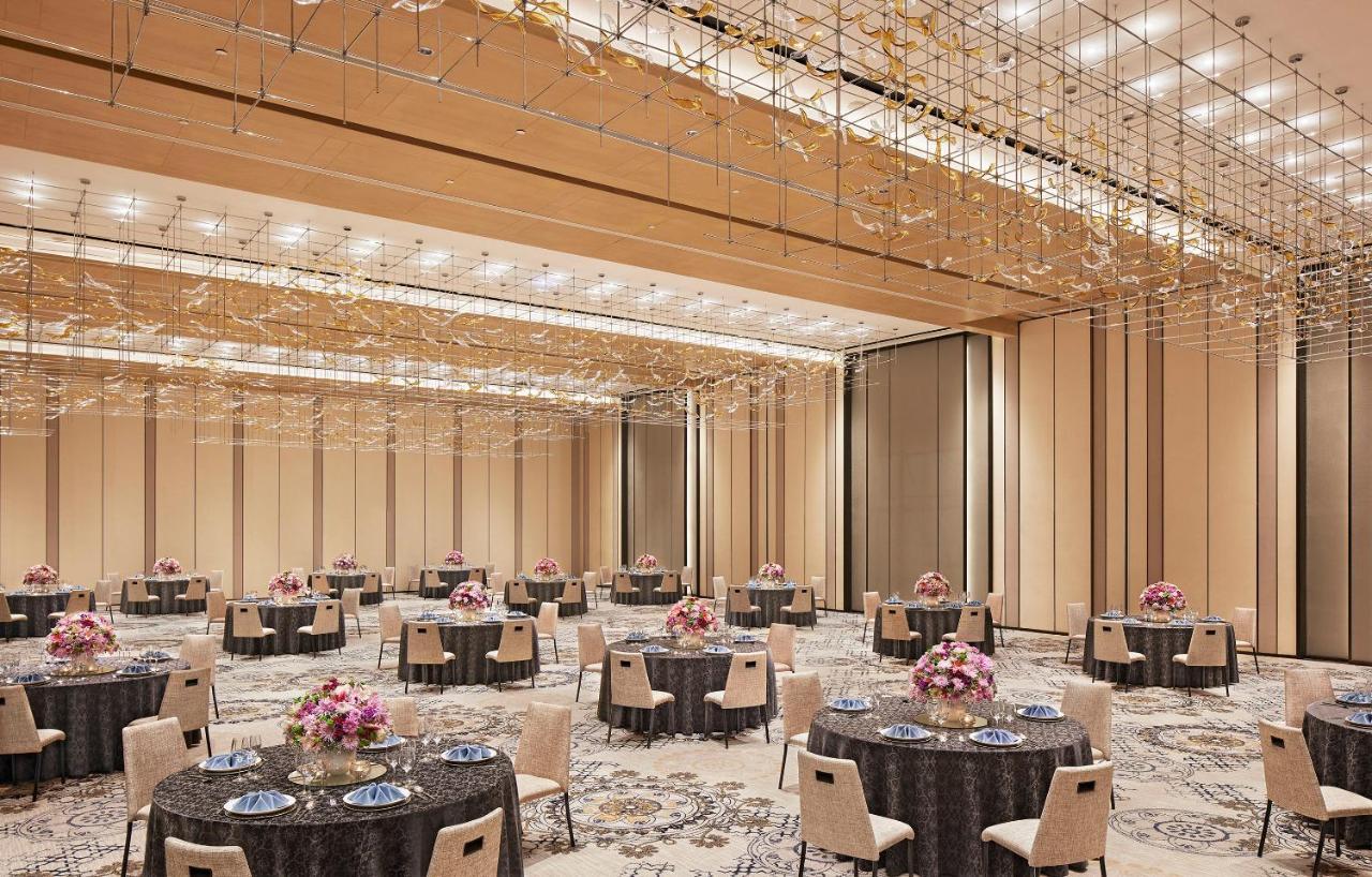 Taj Wellington Mews Chennai Hotel Kültér fotó