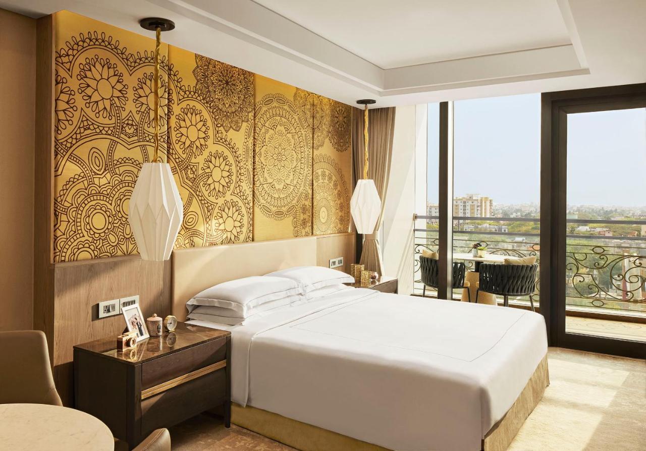 Taj Wellington Mews Chennai Hotel Kültér fotó